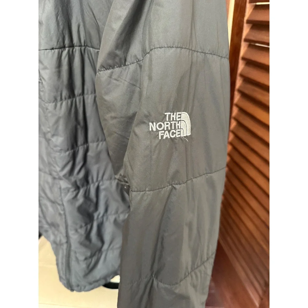 The North Face Mens Black Lightweight Quilted Puffer Jacket L Full Zip Insulated